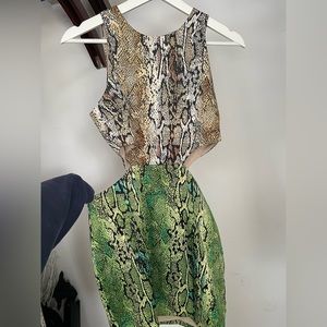 NAVEN Multicolored Cut-Out Mini Dress. Perfect Condition, New W/Out Tags. Size S